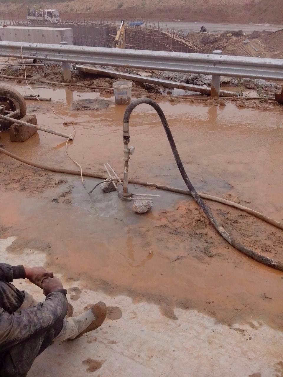 天心路基压密注浆